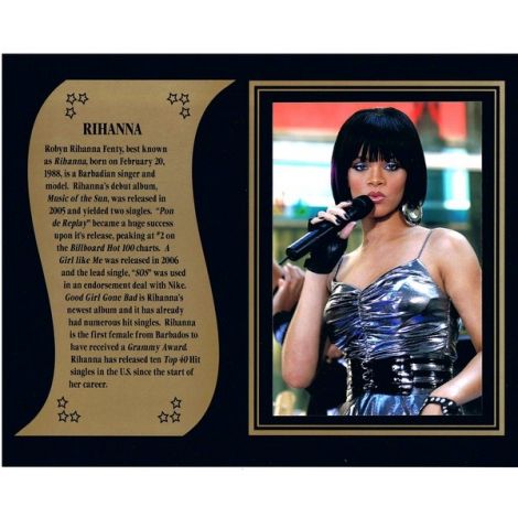  Rihanna commemorative